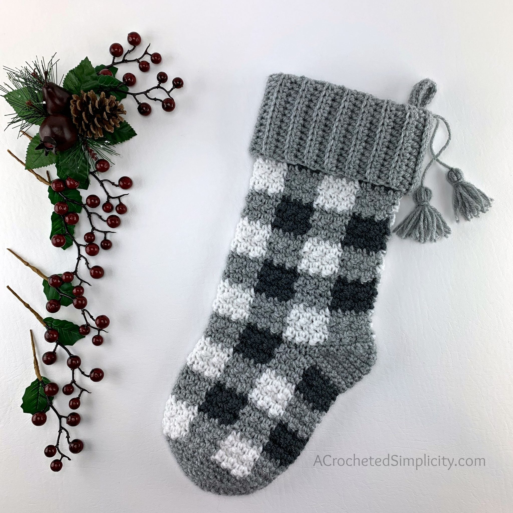 9 Crochet Christmas Stocking Patterns - FREE - The Unraveled Mitten