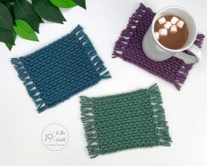 Mitten Mug Rug Simple Crochet Patterns for Beginners - The Unraveled Mitten